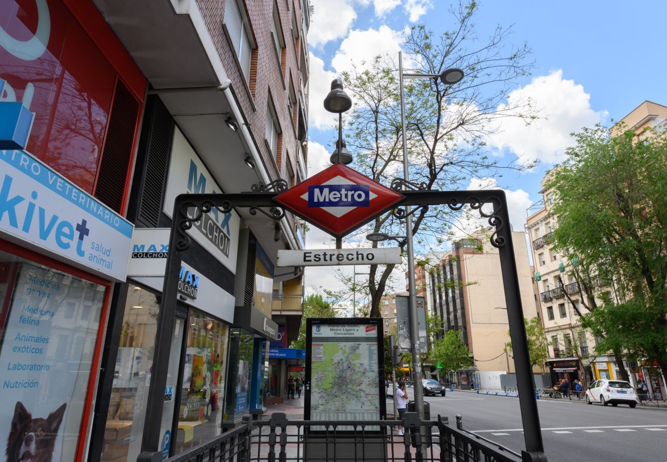 Apartamento en Madrid - M (MDL9)Alquiler Mensual en Madrid – Piso moderno