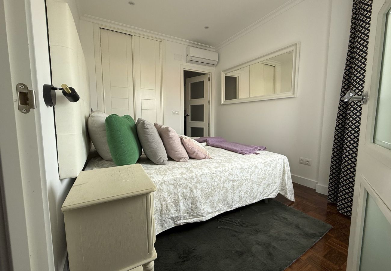 Apartamento en Madrid - M (LHO123HAG)Alquiler Mensual– Piso 1 Dormitorio e