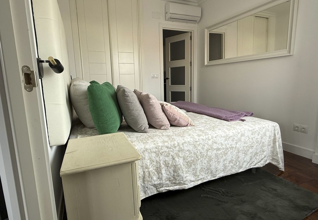 Apartamento en Madrid - M (LHO123HAG)Alquiler Mensual– Piso 1 Dormitorio e