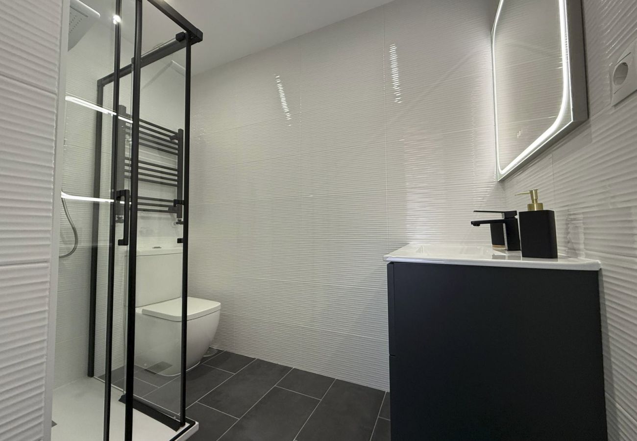Apartamento en Madrid - M (LHO123HAG)Alquiler Mensual– Piso 1 Dormitorio e