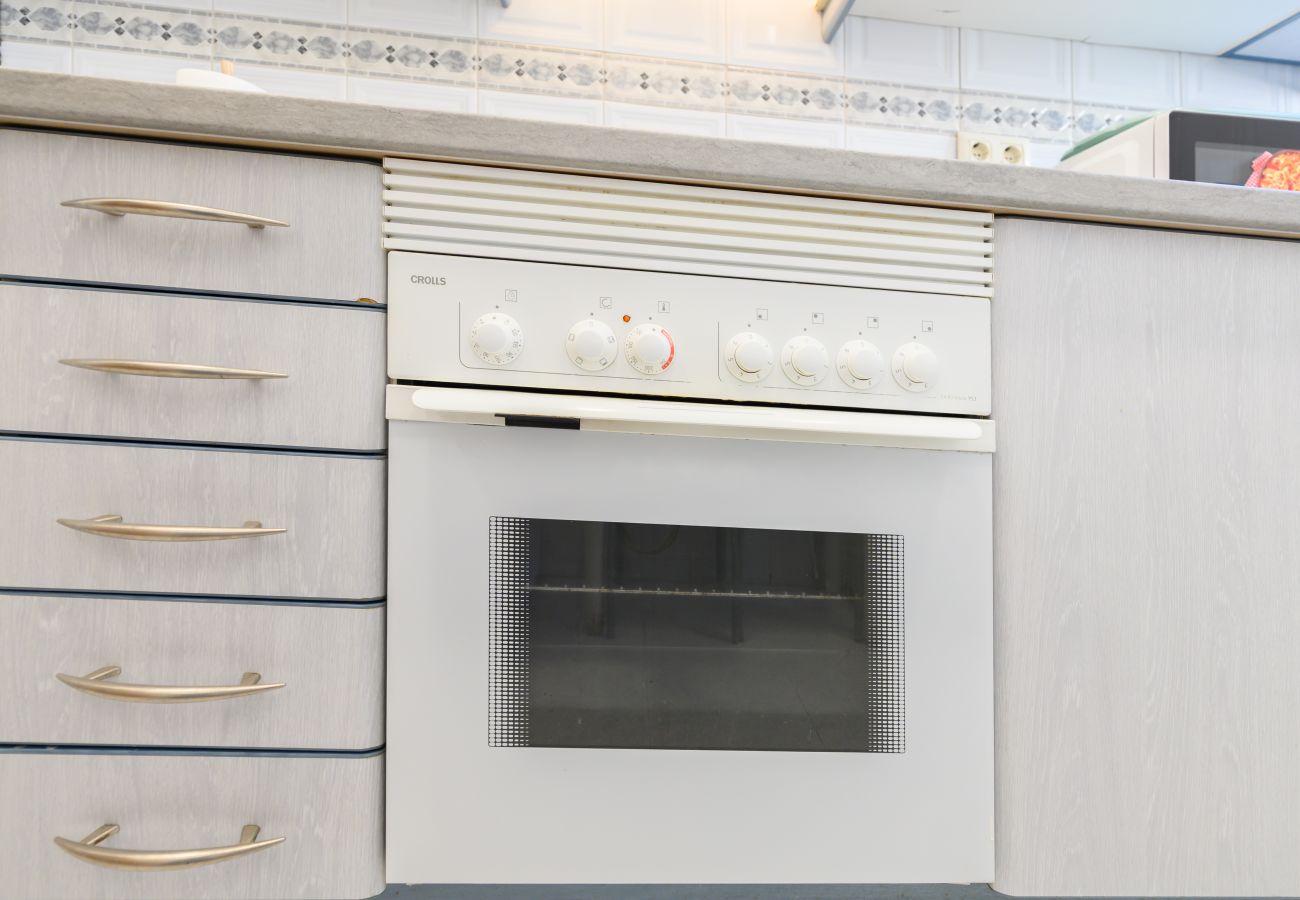 Apartamento en Madrid - M (ARR126D)Piso de dos dormitorios-Terraza y balcó