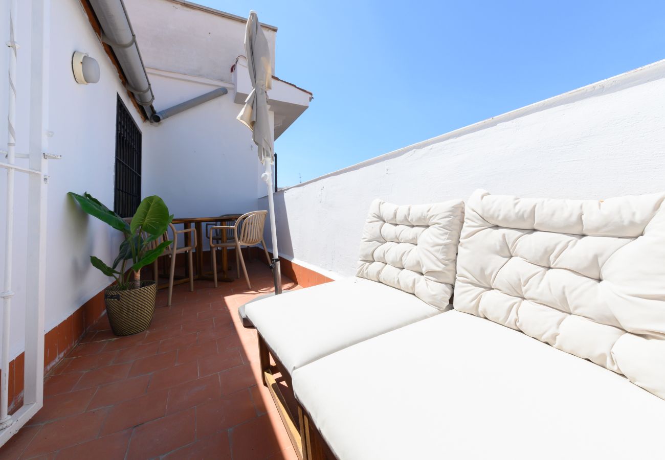 Apartamento en Madrid - M (ARR126D)Piso de dos dormitorios-Terraza y balcó