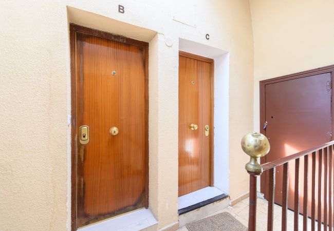 Apartamento en Madrid - M (SVI15) Piso tipo loft de 1 dormitorio en el ce Apartamento en Madrid - M (SVI15) Piso tipo loft de 1 dormitorio en el ce
