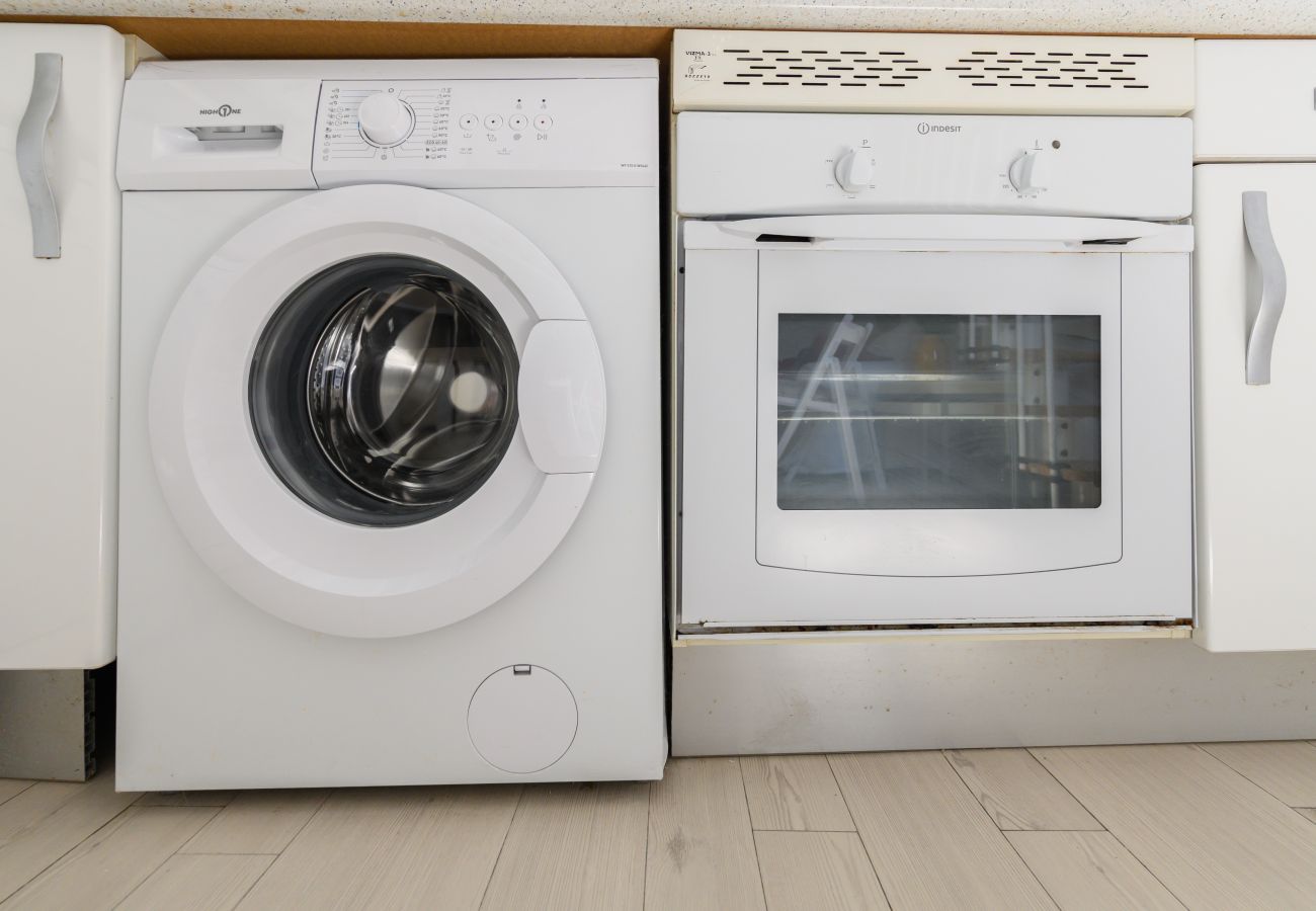 Apartamento en Madrid - M (SVI15) Piso tipo loft de 1 dormitorio en el ce