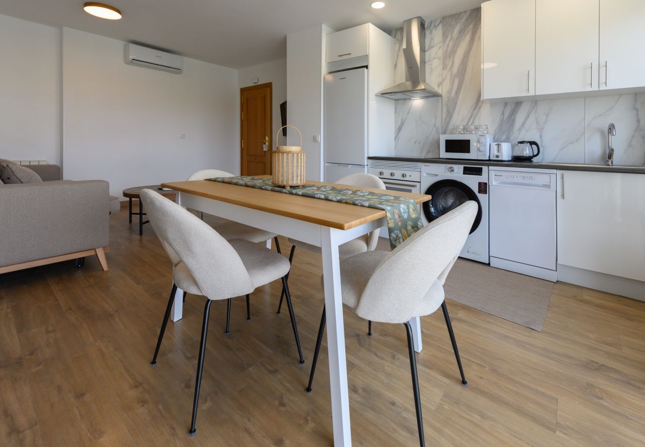 Apartamento en Madrid - M (VDZ36A) Piso moderno de 1 dormitorio con ventan
