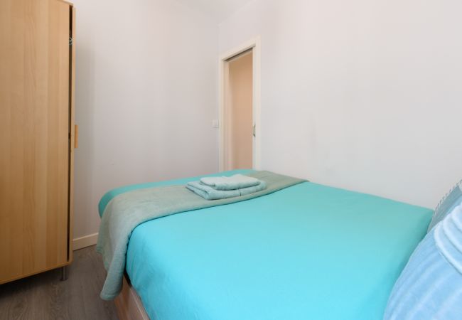Apartamento en Madrid - M (TEN602) Piso de 2 dormitorios con balcón en Ma Apartamento en Madrid - M (TEN602) Piso de 2 dormitorios con balcón en Ma