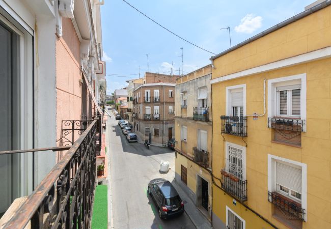 Apartamento en Madrid - M (TEN602) Piso de 2 dormitorios con balcón en Ma Apartamento en Madrid - M (TEN602) Piso de 2 dormitorios con balcón en Ma