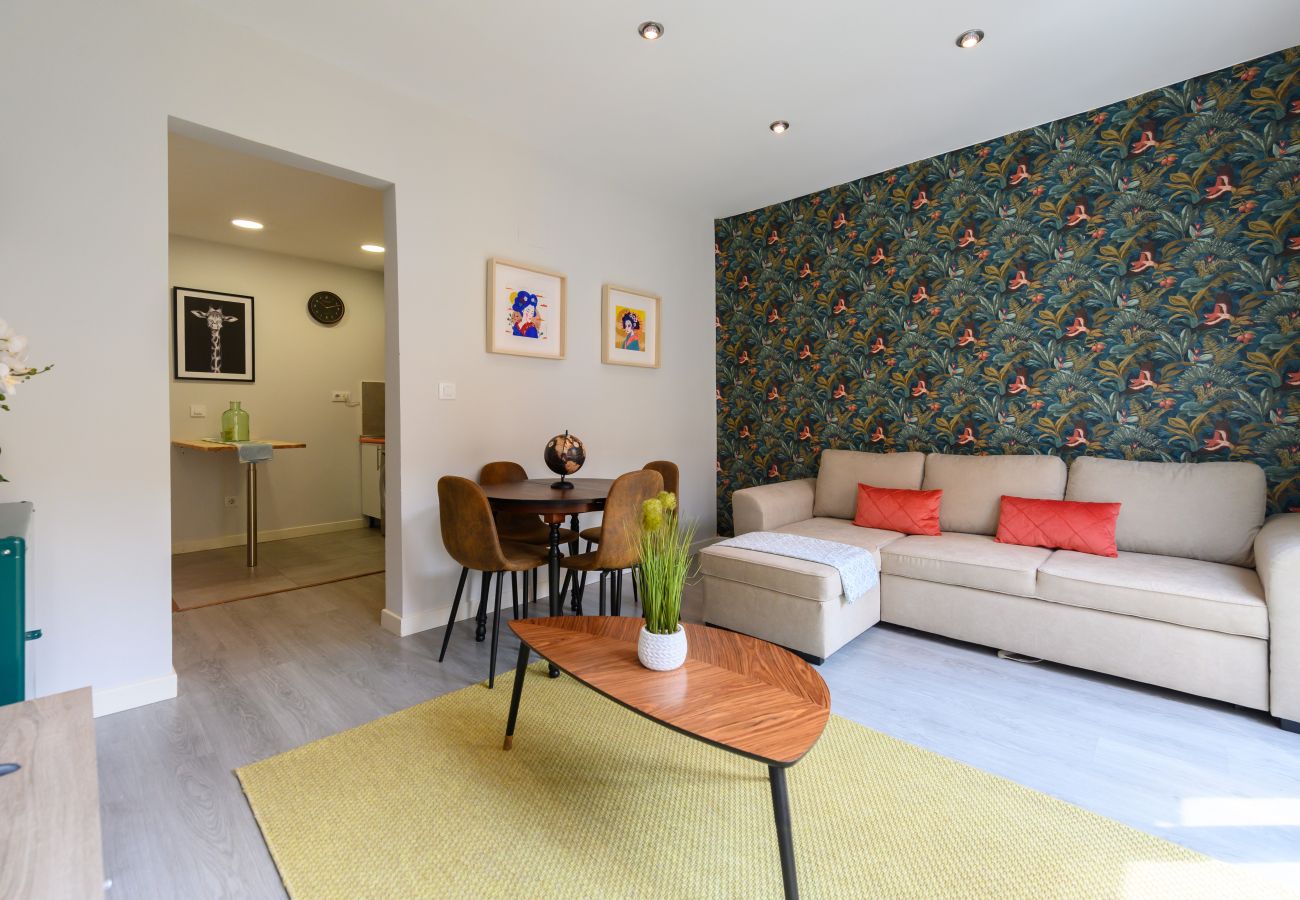 Apartamento en Madrid - M (TEN602D) Piso de 2 dormitorios con balcón en Ma