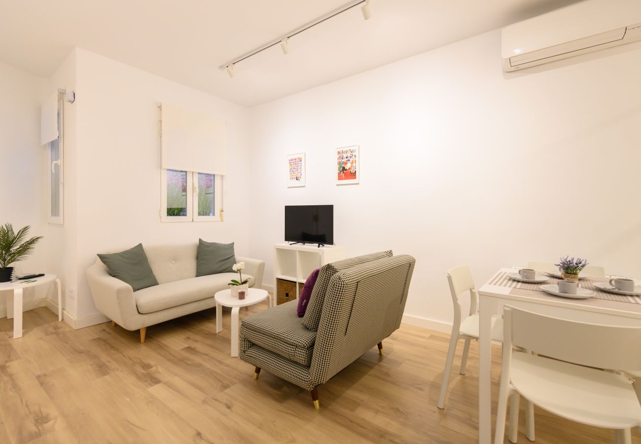 Apartamento en Madrid - M (GOS41B)Piso de 1 dormitorio en el Centro de Mad