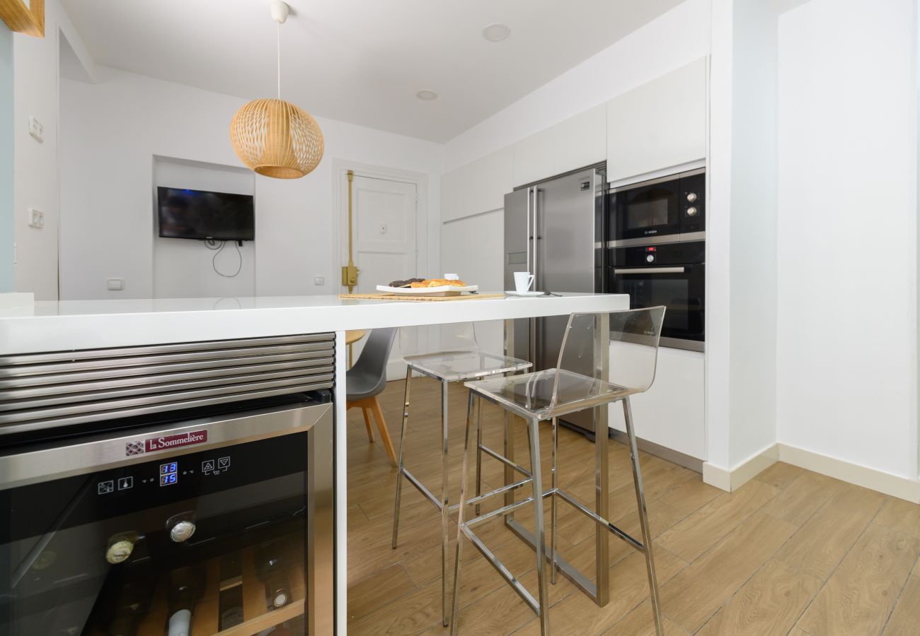 Apartamento en Madrid - M (ORE39) Piso de 3 dormitorios +  2 Baños  y estu