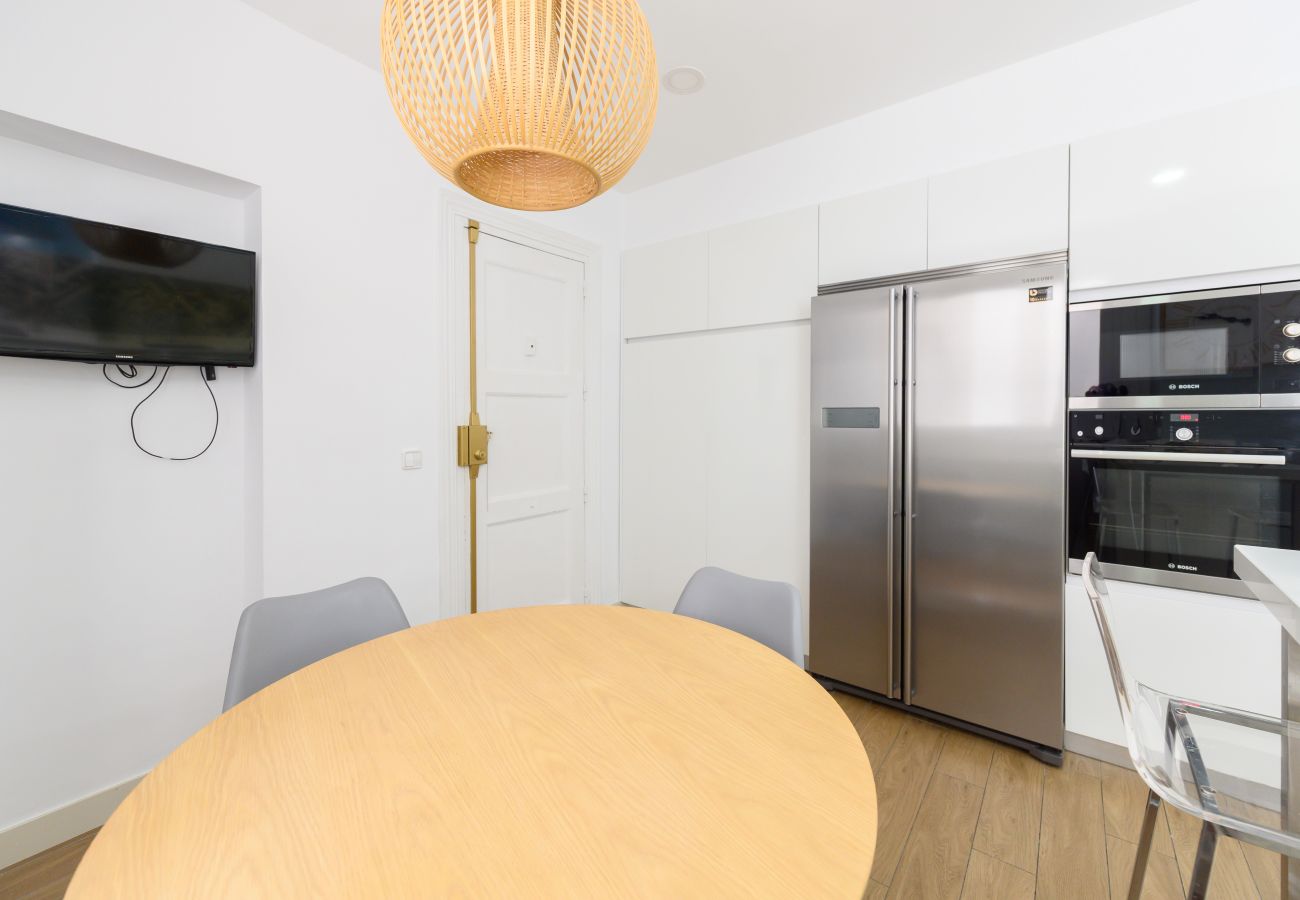 Apartamento en Madrid - M (ORE39) Piso de 3 dormitorios +  2 Baños  y estu