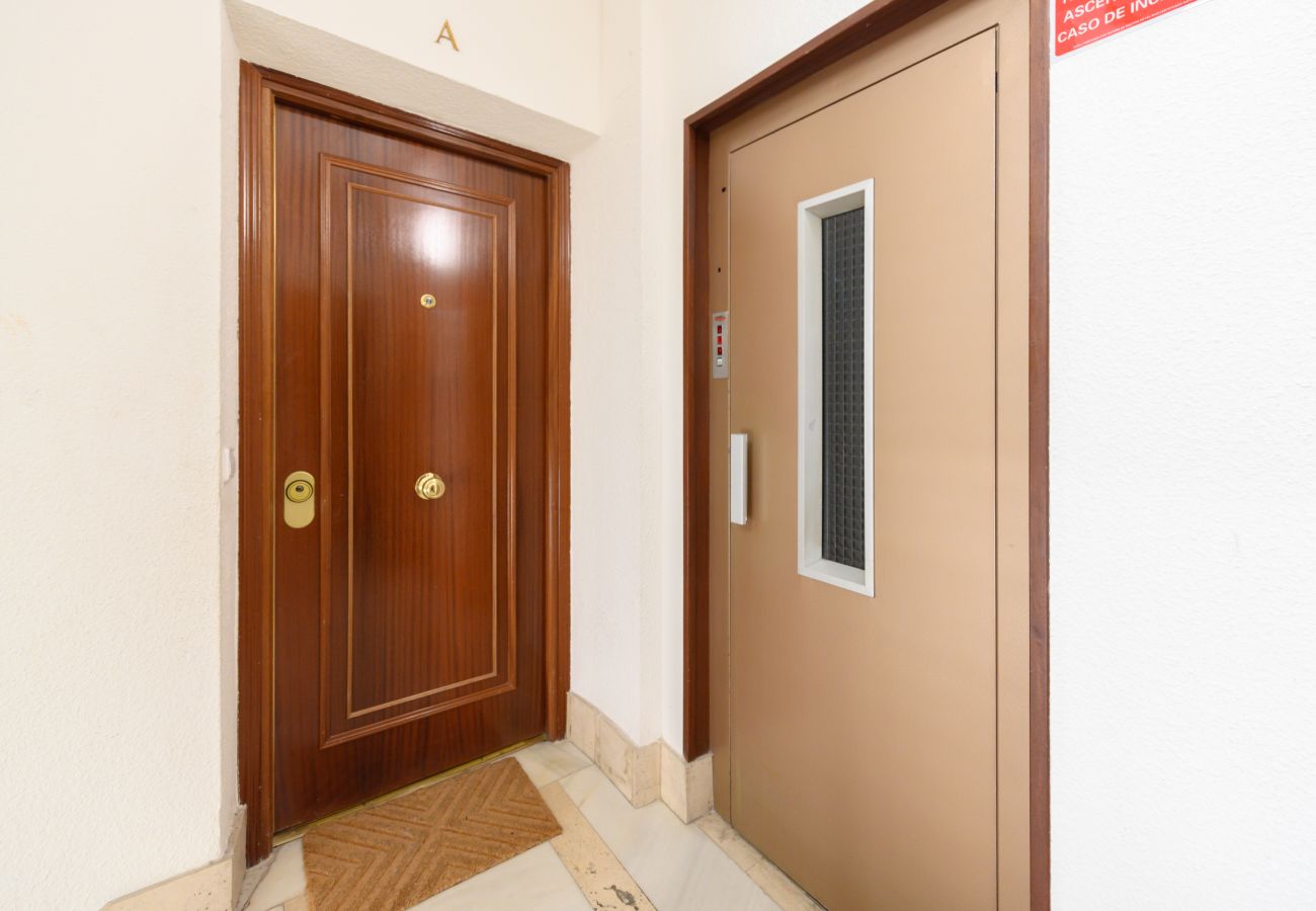 Apartamento en Madrid - M (ORE39) Piso de 3 dormitorios +  2 Baños  y estu