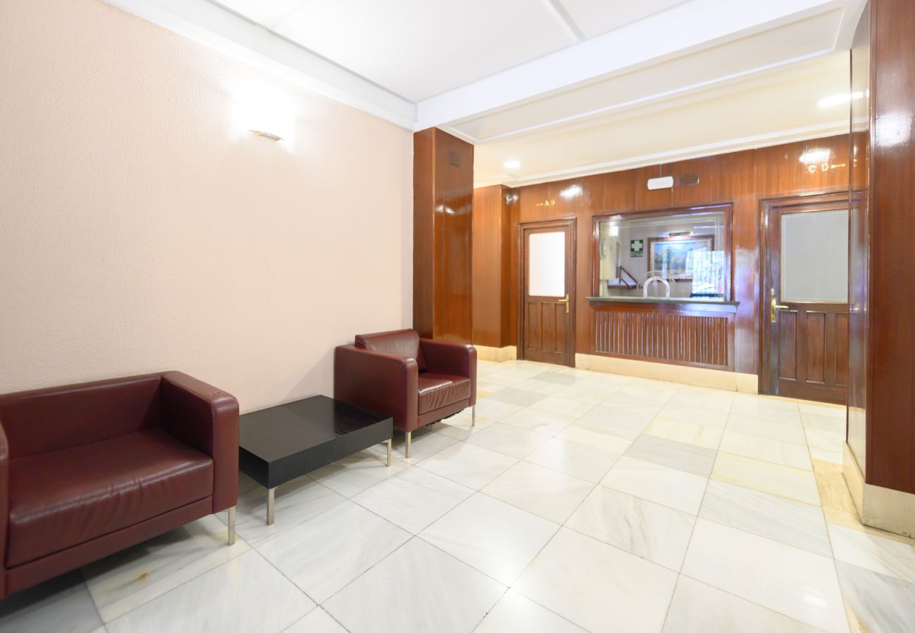 Apartamento en Madrid - M (ORE39) Piso de 3 dormitorios +  2 Baños  y estu