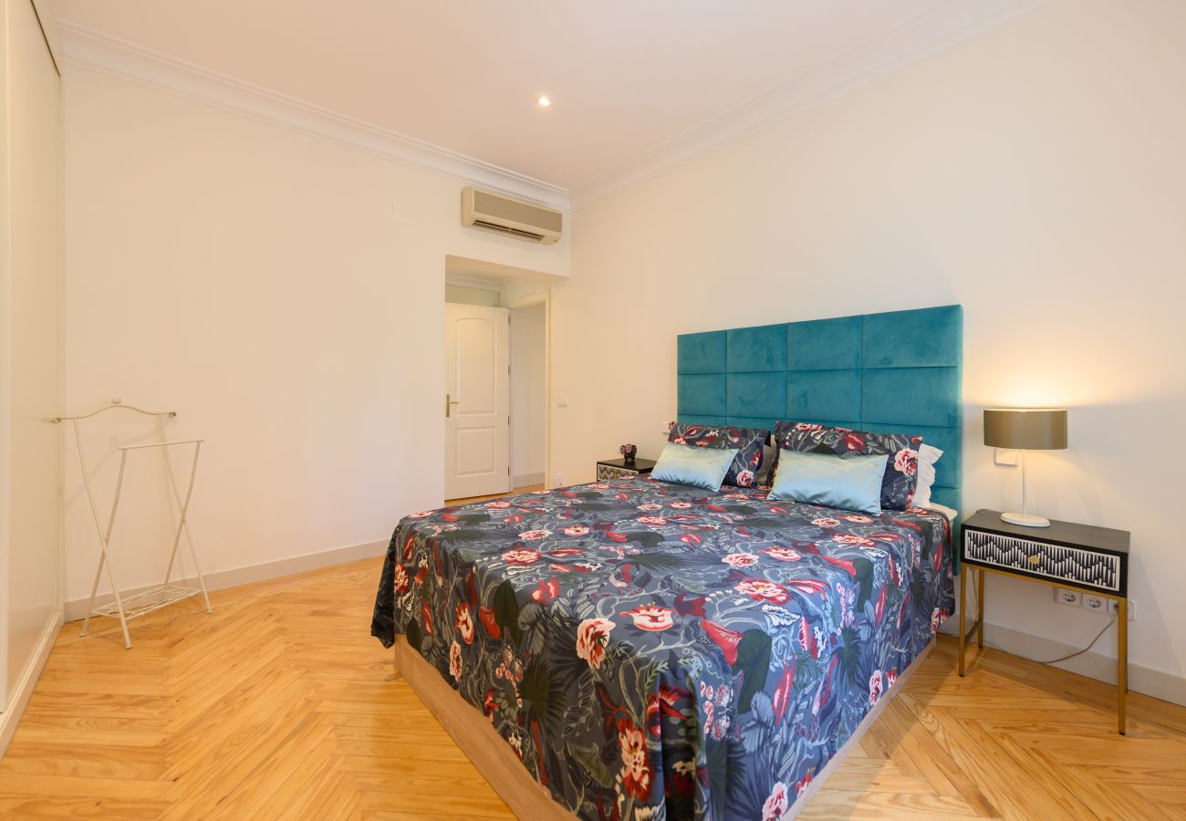 Apartamento en Madrid - M (ORE39) Piso de 3 dormitorios +  2 Baños  y estu