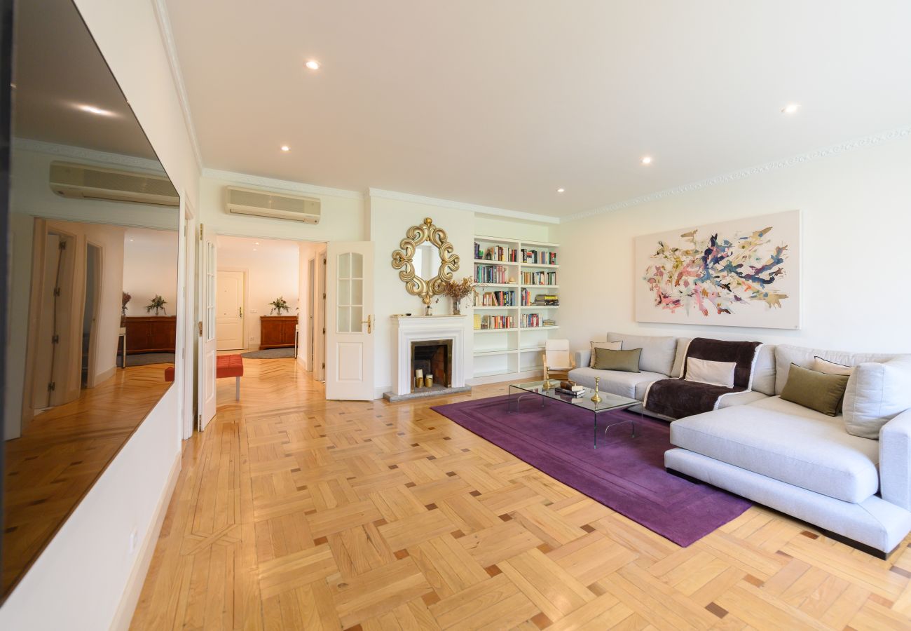 Apartamento en Madrid - M (ORE39) Piso de 3 dormitorios +  2 Baños  y estu