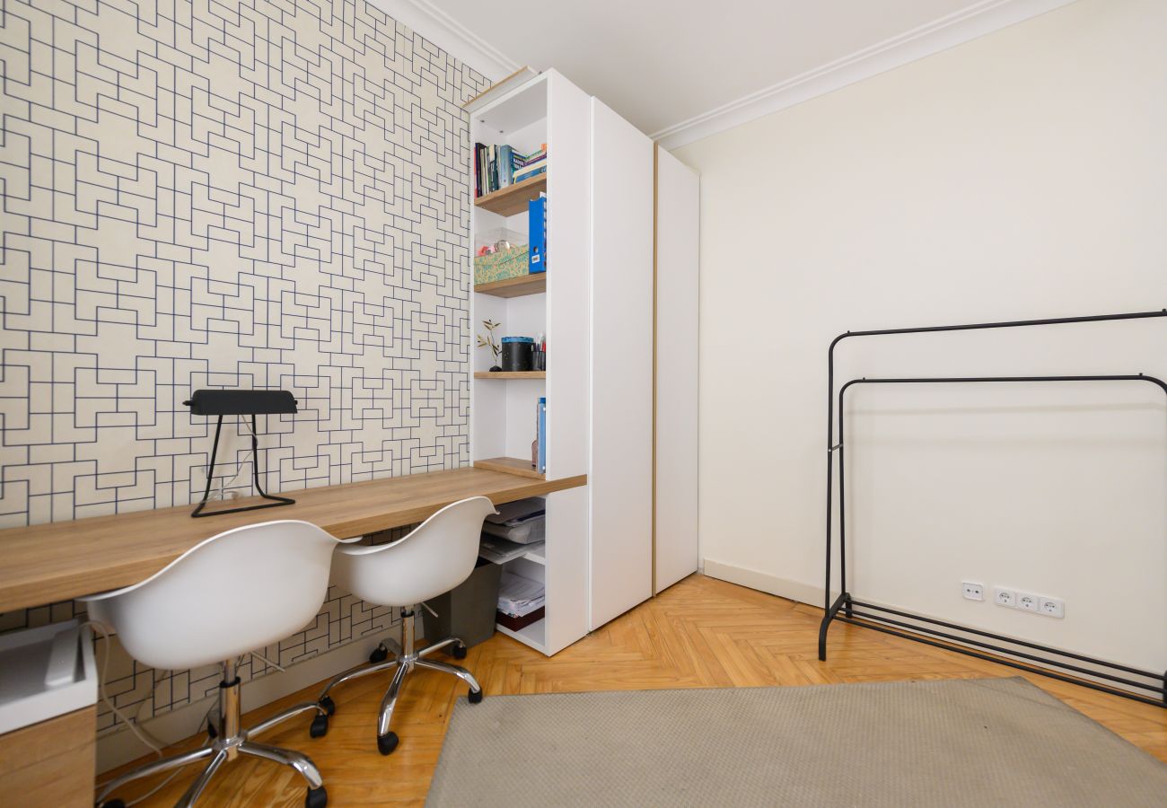 Apartamento en Madrid - M (ORE39) Piso de 3 dormitorios +  2 Baños  y estu