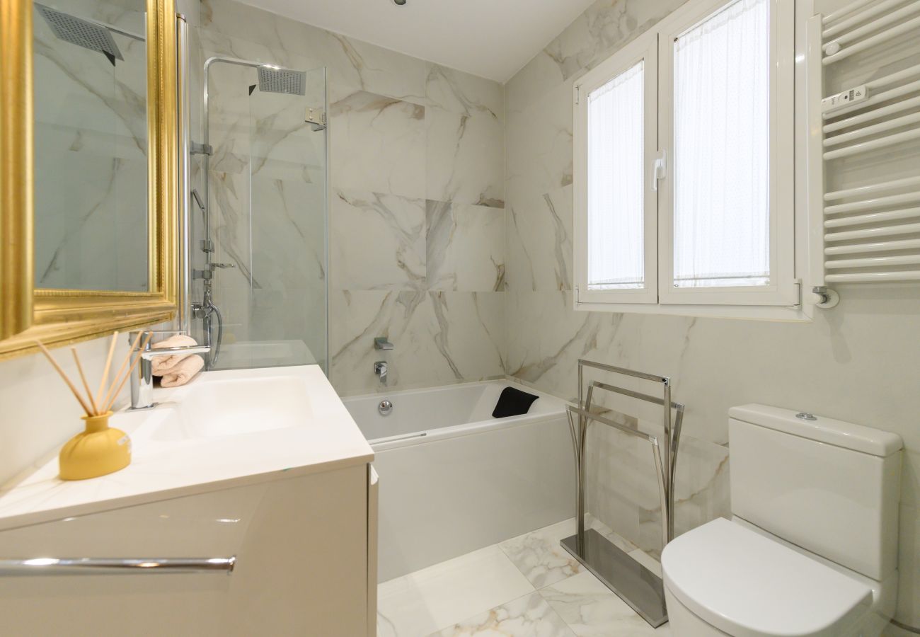 Apartamento en Madrid - M (ORE39) Piso de 3 dormitorios +  2 Baños  y estu