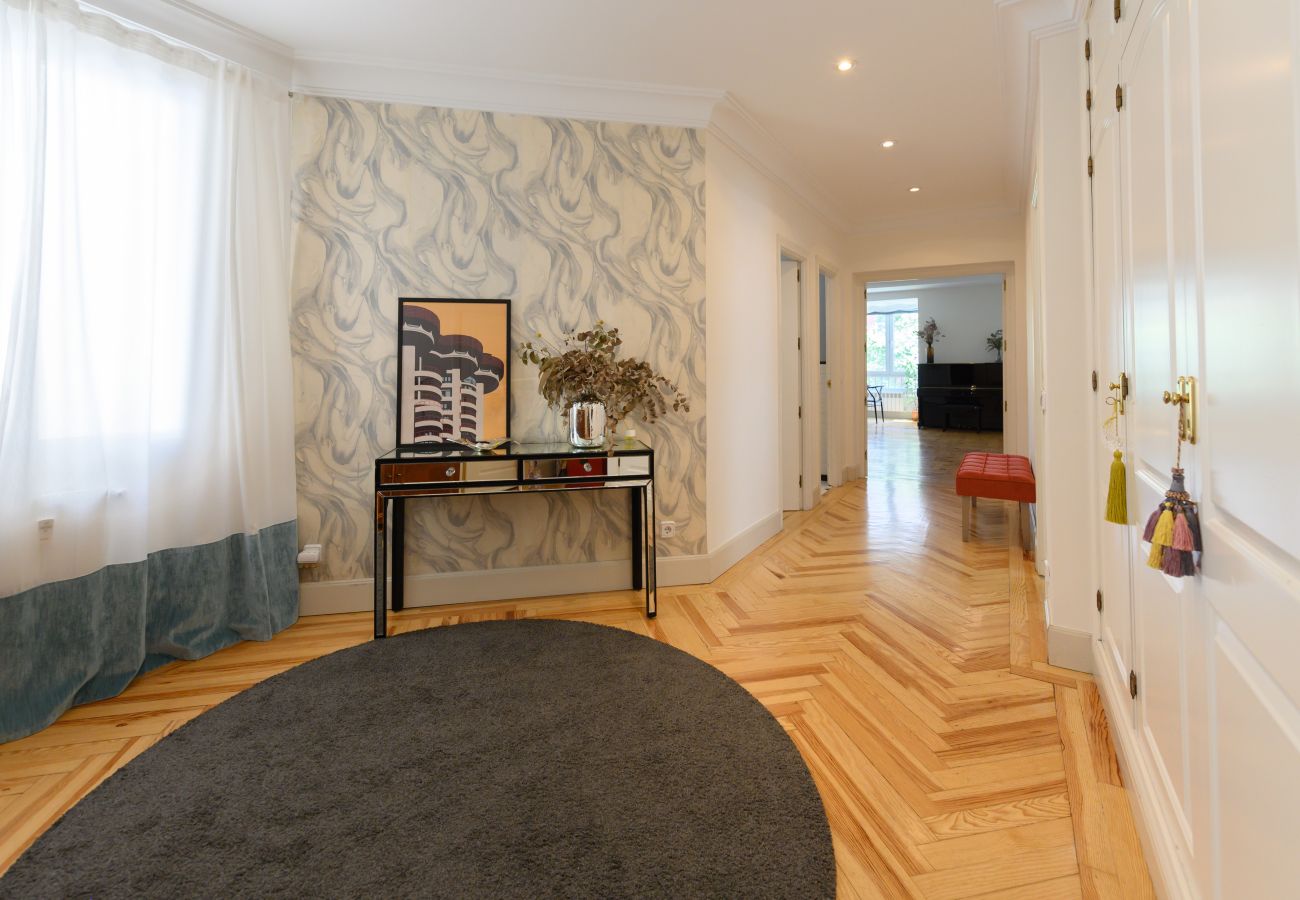 Apartamento en Madrid - M (ORE39) Piso de 3 dormitorios +  2 Baños  y estu