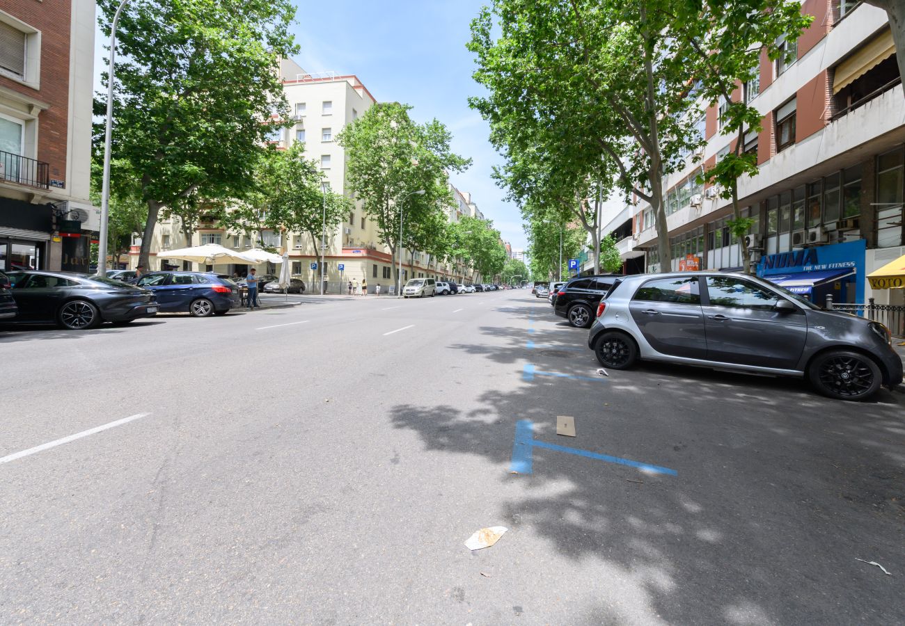 Apartamento en Madrid - M (ORE39) Piso de 3 dormitorios +  2 Baños  y estu