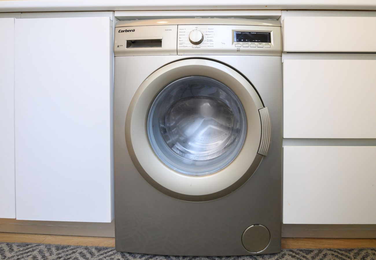 Apartamento en Madrid - M (FOV16BI)Piso de 1 Dormitorio en Chamartín-Madri