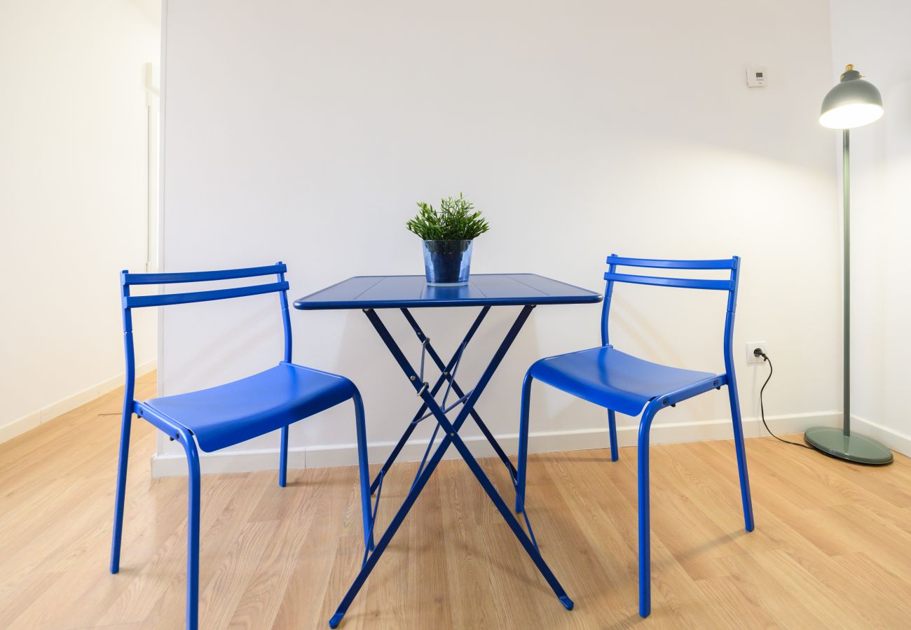 Apartamento en Madrid - M (FOV16BI)Piso de 1 Dormitorio en Chamartín-Madri