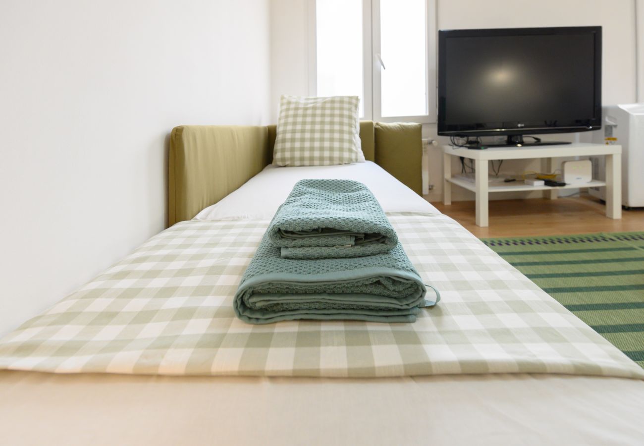 Apartamento en Madrid - M (FOV16BI)Piso de 1 Dormitorio en Chamartín-Madri