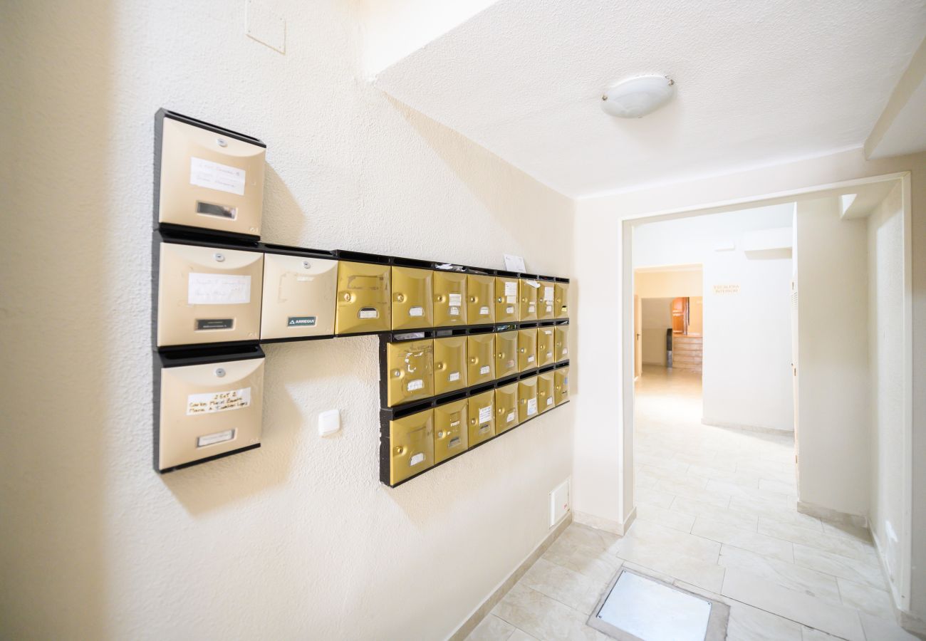 Apartamento en Madrid - M (FOV16BI)Piso de 1 Dormitorio en Chamartín-Madri