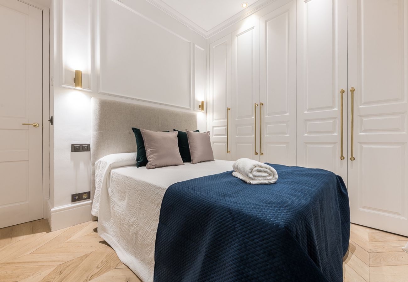 Apartamento en Madrid - M (GPA24) Exclusivo Piso de Lujo en el Barrio de