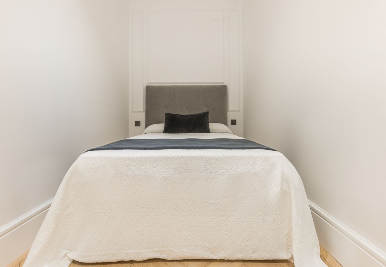 Apartamento en Madrid - M (GPA24) Exclusivo Piso de Lujo en el Barrio de