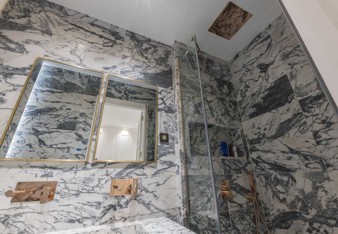 Apartamento en Madrid - M (GPA24) Exclusivo Piso de Lujo en el Barrio de