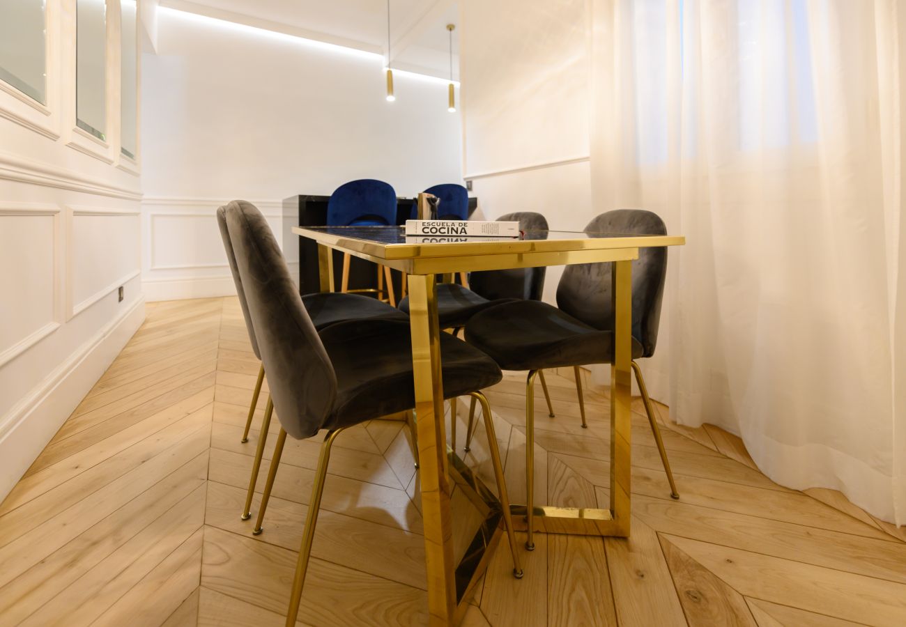 Apartamento en Madrid - M (GPA24) Exclusivo Piso de Lujo en el Barrio de