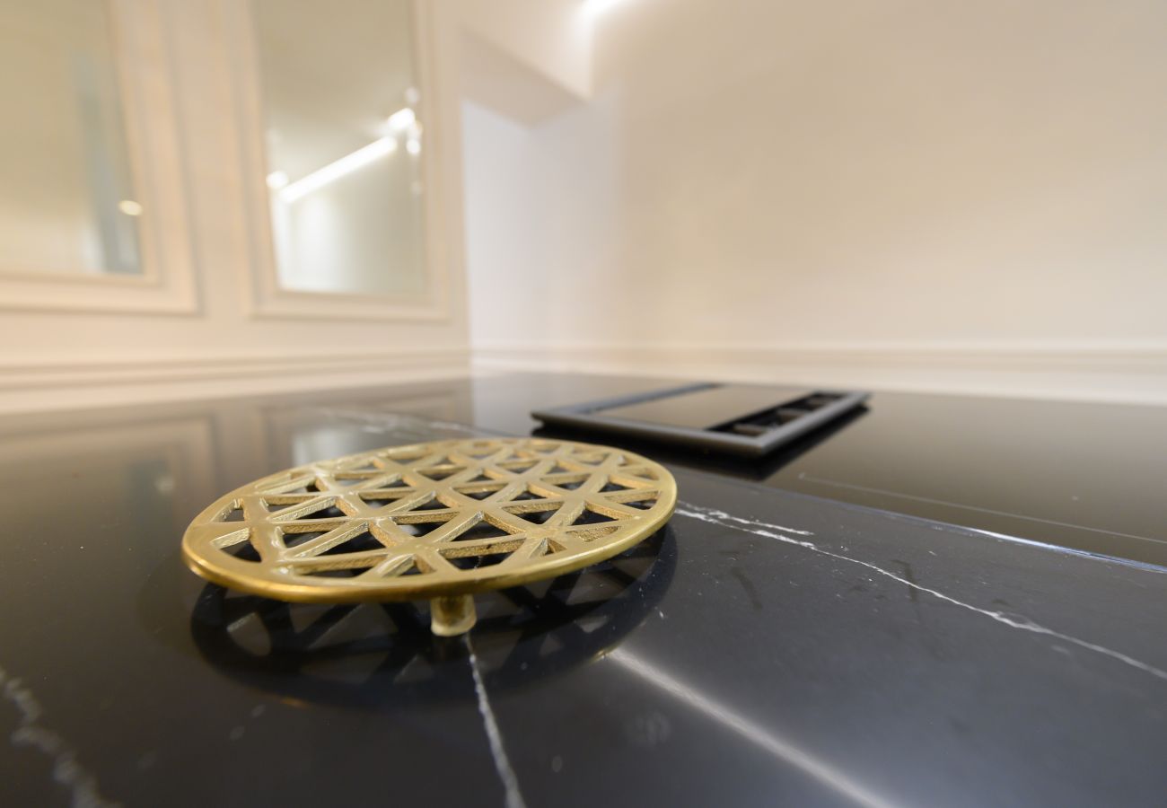 Apartamento en Madrid - M (GPA24) Exclusivo Piso de Lujo en el Barrio de