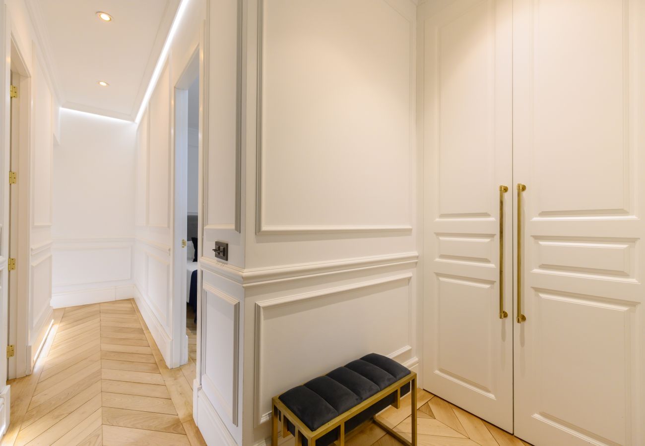 Apartamento en Madrid - M (GPA24) Exclusivo Piso de Lujo en el Barrio de