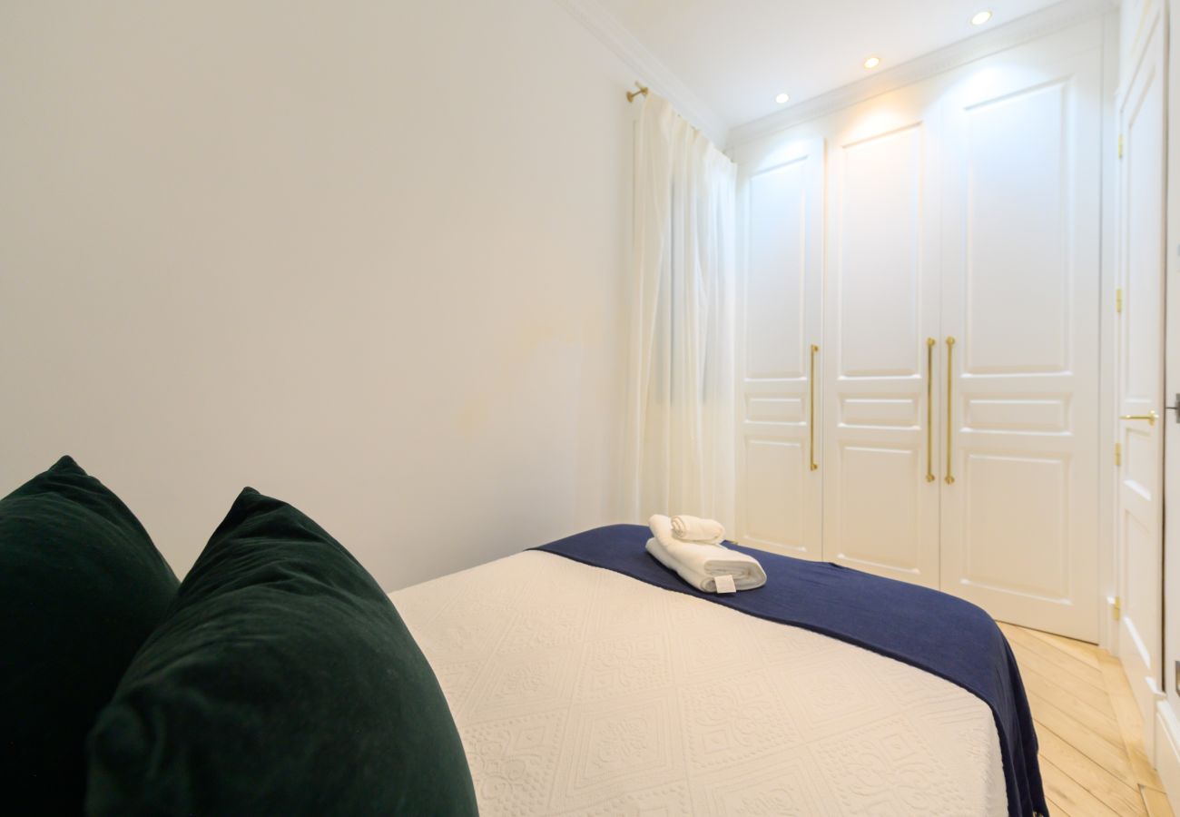 Apartamento en Madrid - M (GPA24) Exclusivo Piso de Lujo en el Barrio de