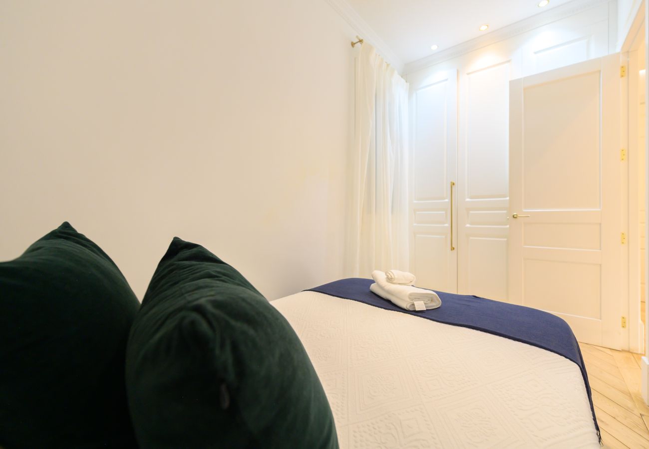 Apartamento en Madrid - M (GPA24) Exclusivo Piso de Lujo en el Barrio de