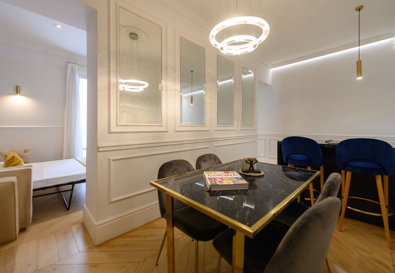 Apartamento en Madrid - M (GPA24) Exclusivo Piso de Lujo en el Barrio de