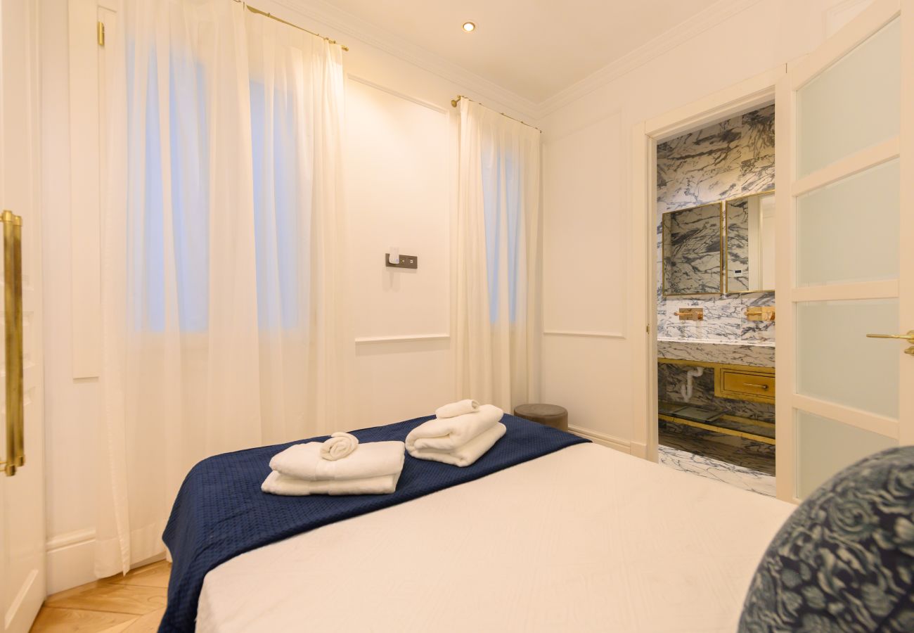Apartamento en Madrid - M (GPA24) Exclusivo Piso de Lujo en el Barrio de