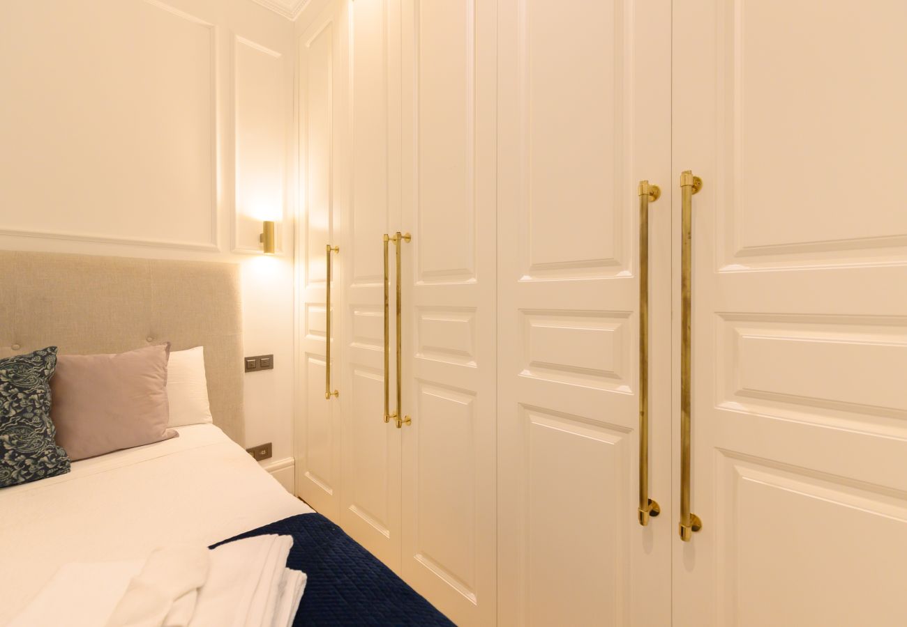 Apartamento en Madrid - M (GPA24) Exclusivo Piso de Lujo en el Barrio de