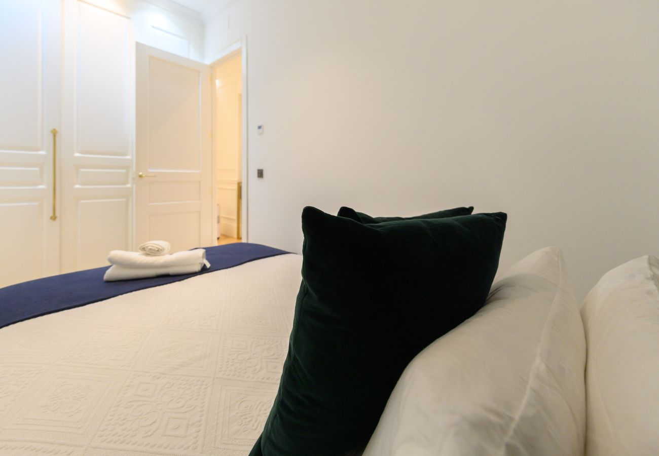 Apartamento en Madrid - M (GPA24) Exclusivo Piso de Lujo en el Barrio de