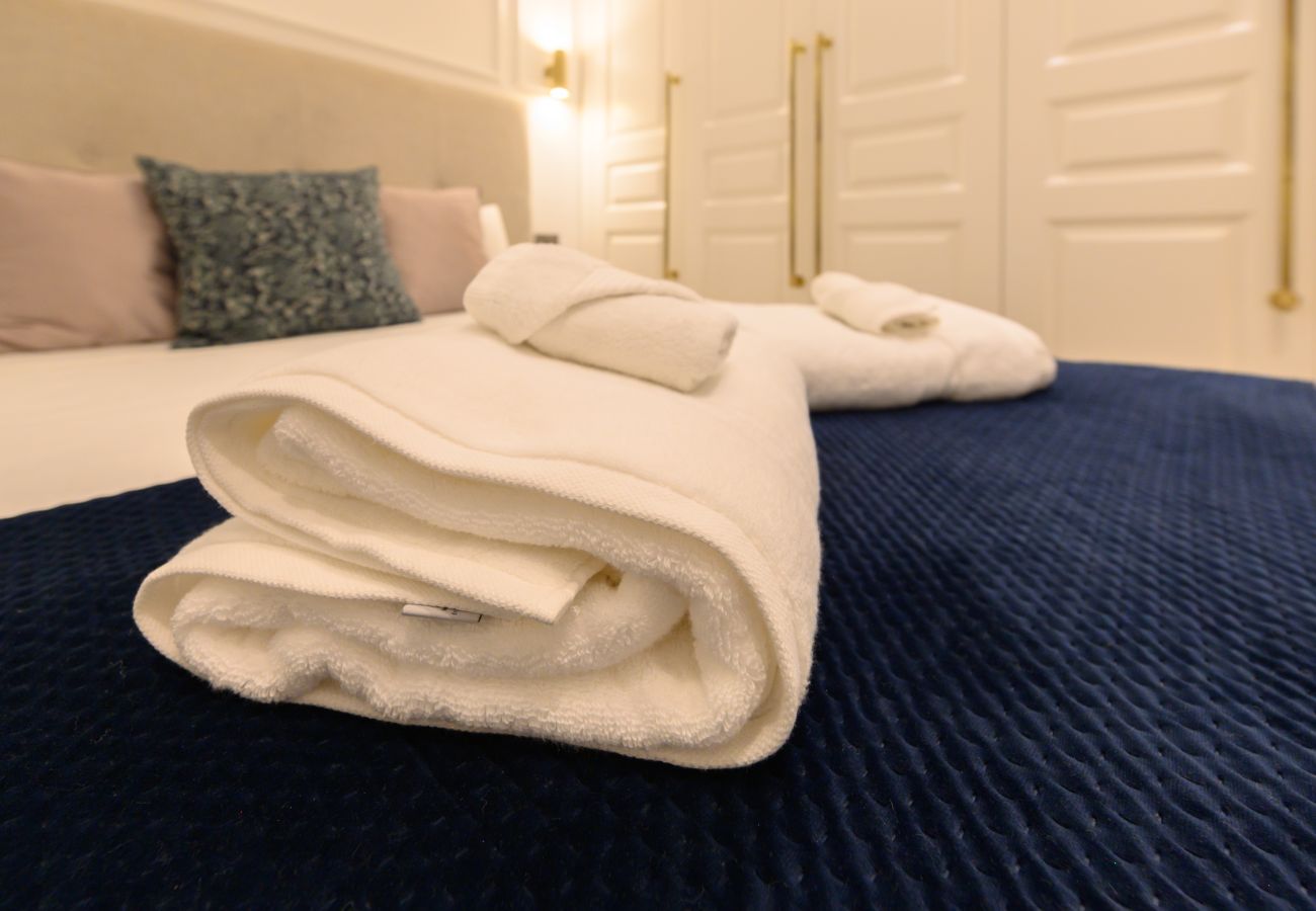 Apartamento en Madrid - M (GPA24) Exclusivo Piso de Lujo en el Barrio de