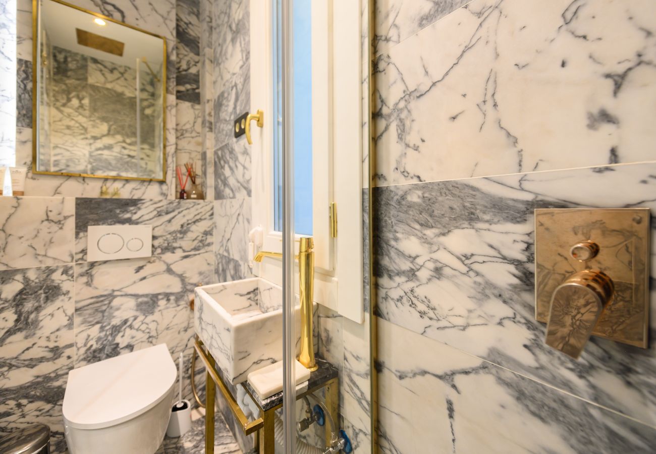 Apartamento en Madrid - M (GPA24) Exclusivo Piso de Lujo en el Barrio de