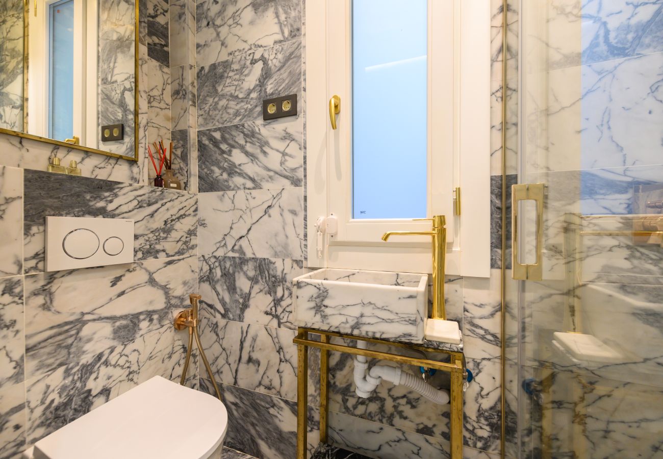 Apartamento en Madrid - M (GPA24) Exclusivo Piso de Lujo en el Barrio de
