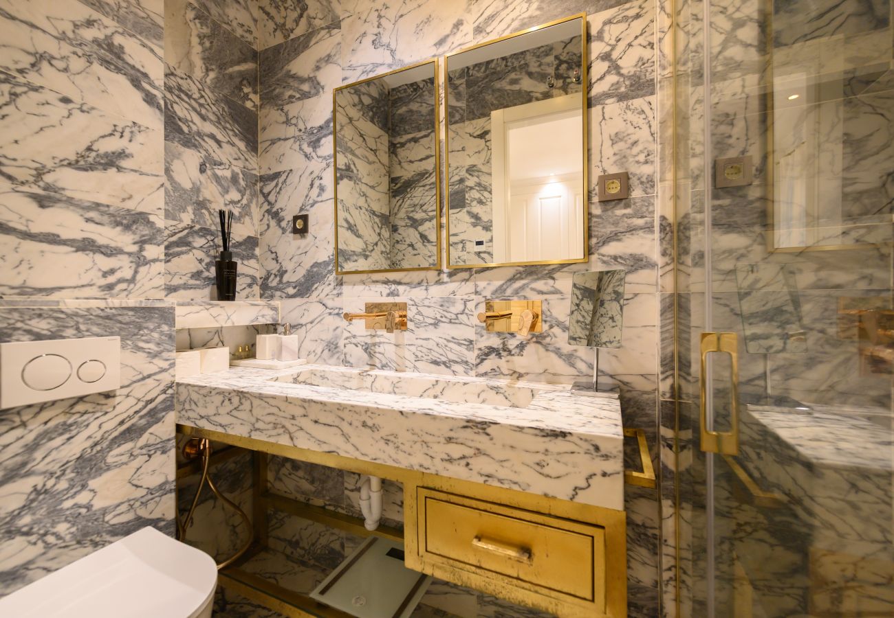 Apartamento en Madrid - M (GPA24) Exclusivo Piso de Lujo en el Barrio de