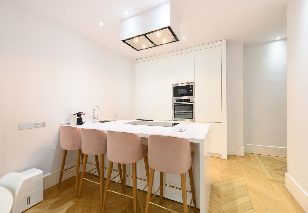 Apartamento en Madrid - M (REI25)Apartamento de Lujo en el Corazón de Madr