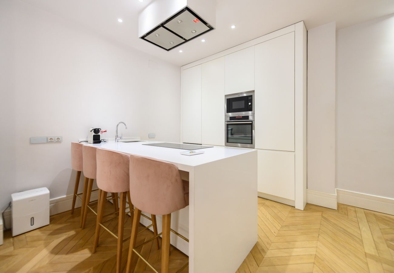 Apartamento en Madrid - M (REI25)Apartamento de Lujo en el Corazón de Madr