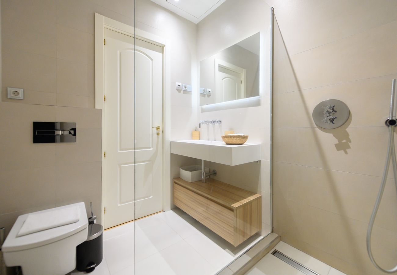 Apartamento en Madrid - M (REI25)Apartamento de Lujo en el Corazón de Madr