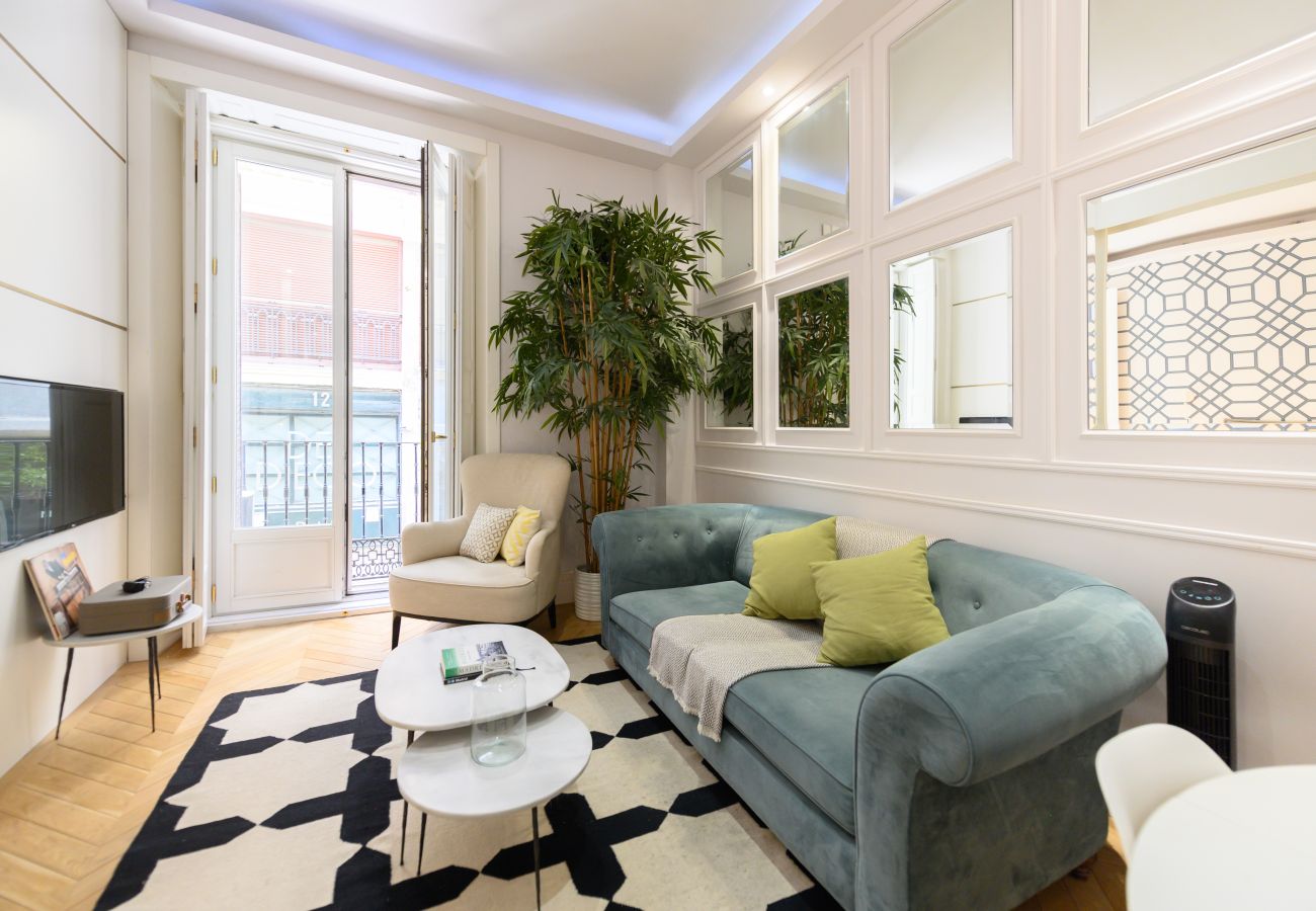 Apartamento en Madrid - M (REI25)Apartamento de Lujo en el Corazón de Madr