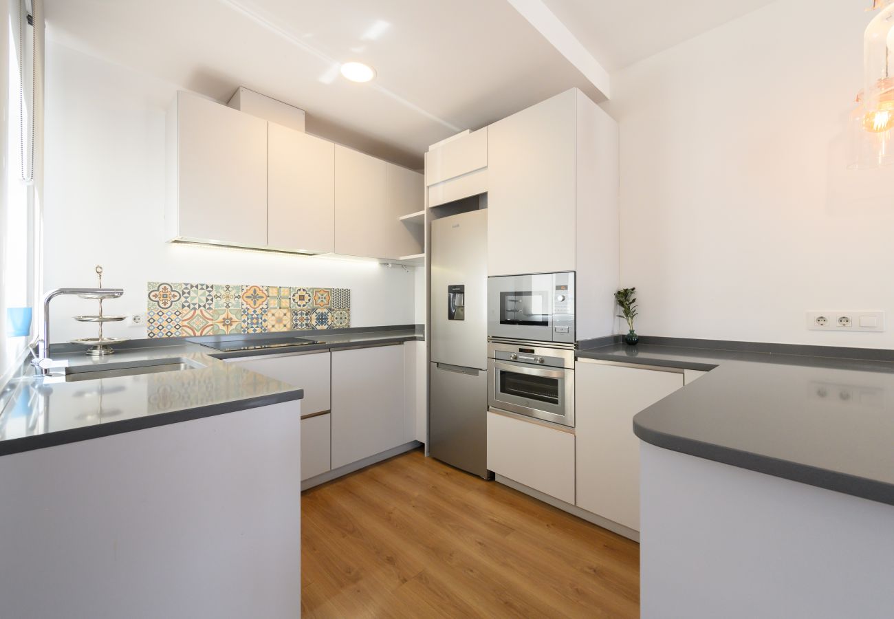 Apartamento en Madrid - M (ORE83)  Piso en Madrid_ 2 dormitorios y terraza