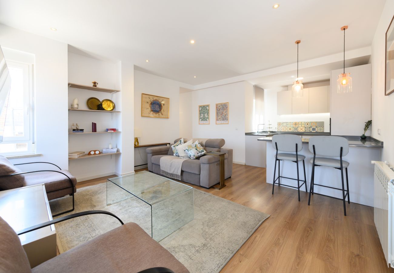 Apartamento en Madrid - M (ORE83)  Piso en Madrid_ 2 dormitorios y terraza