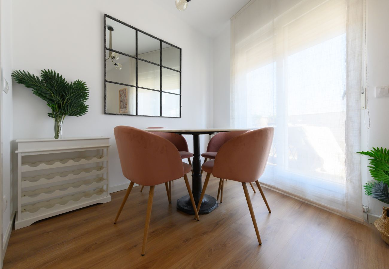 Apartamento en Madrid - M (ORE83)  Piso en Madrid_ 2 dormitorios y terraza